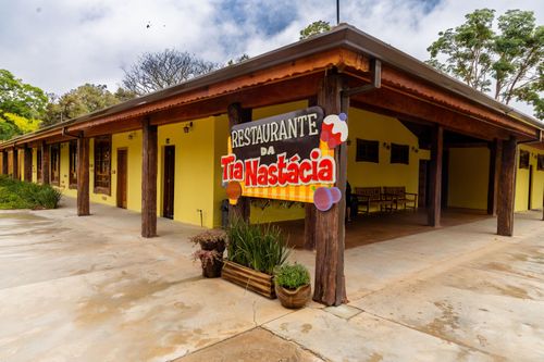 Alimentação - Buffet Self-Service (Bebida não incluída) - De 3 a 8 anos